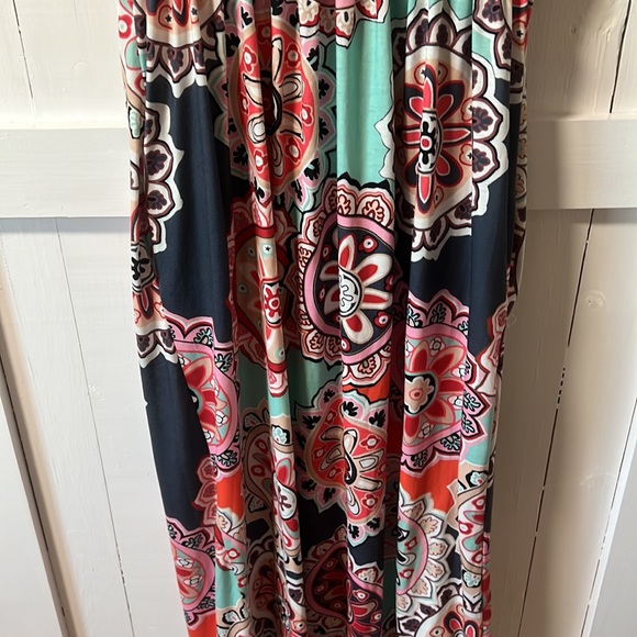 Dress - Picture 3 of 5